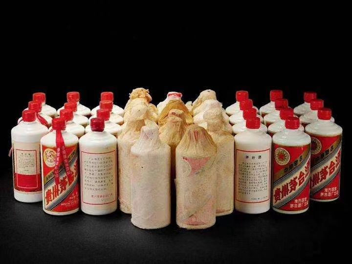 宁晋日照岚山回收酒价格哪里回收(附近上门回收茅台酒）?